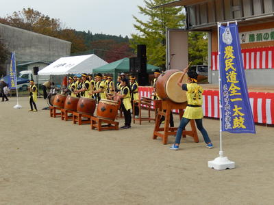 高館まつりでの太鼓披露